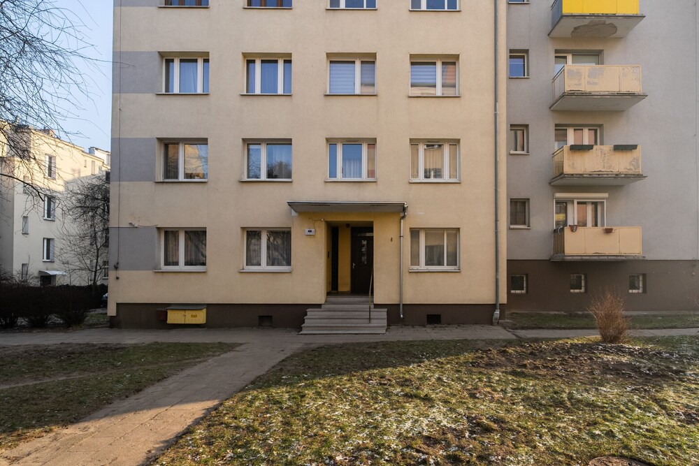Kościelna Apartment Poznań by Renters view 4
