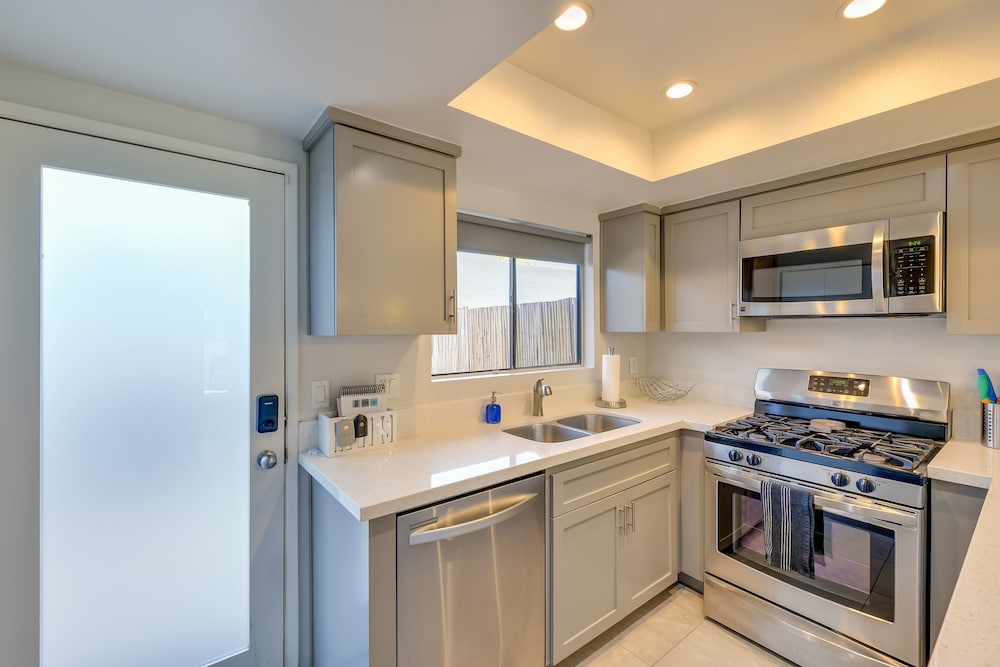 Pet-friendly Rancho Mirage Townhome w/ Pool! view 5