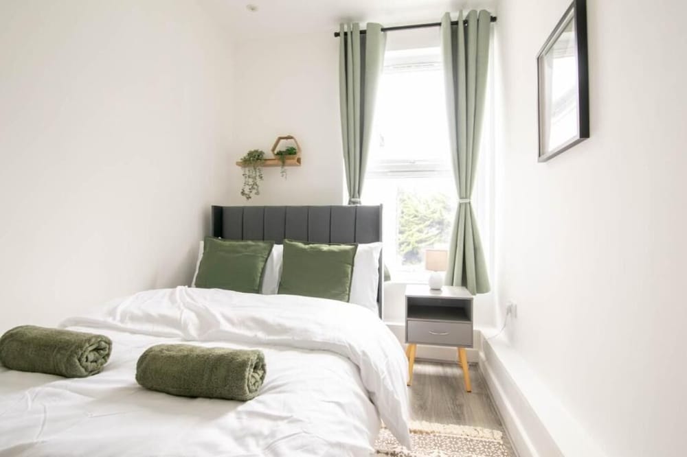 Cosy 3 Bed Flat in Southsea