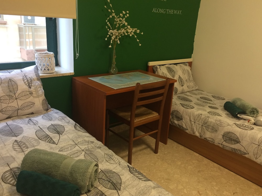 Maltese Rooms