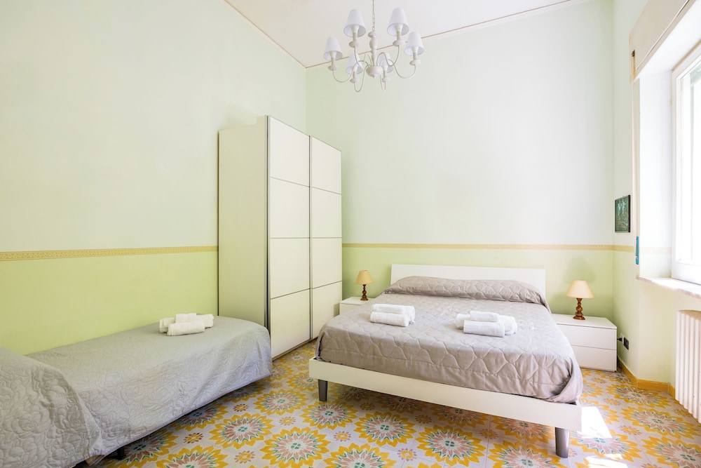 Villa Villari Terrace and Patio by Napoliapartments