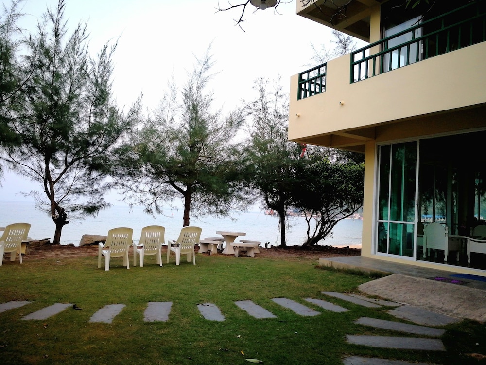 Aow Noi Sea View Resort