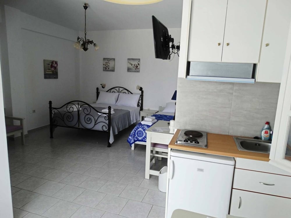 Castelopetra Studios