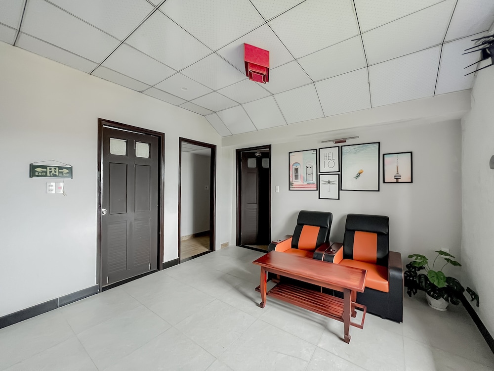 Hoi An Family Room with Swimming Pool view 2