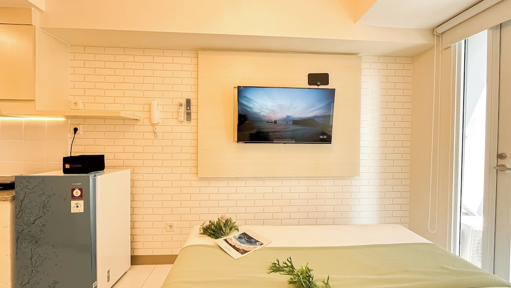 Simple And Good Deal Studio At Tokyo Riverside Pik 2 Apartment