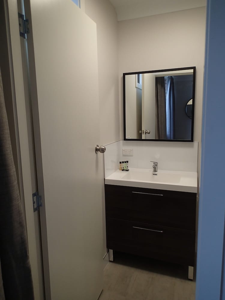 Dungowan Waterfront Apartments