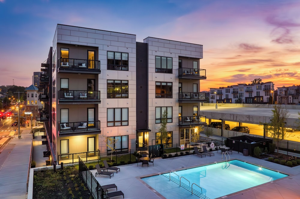 The Odyssey Apartments – by AvantStay Designer Stay in Midtown