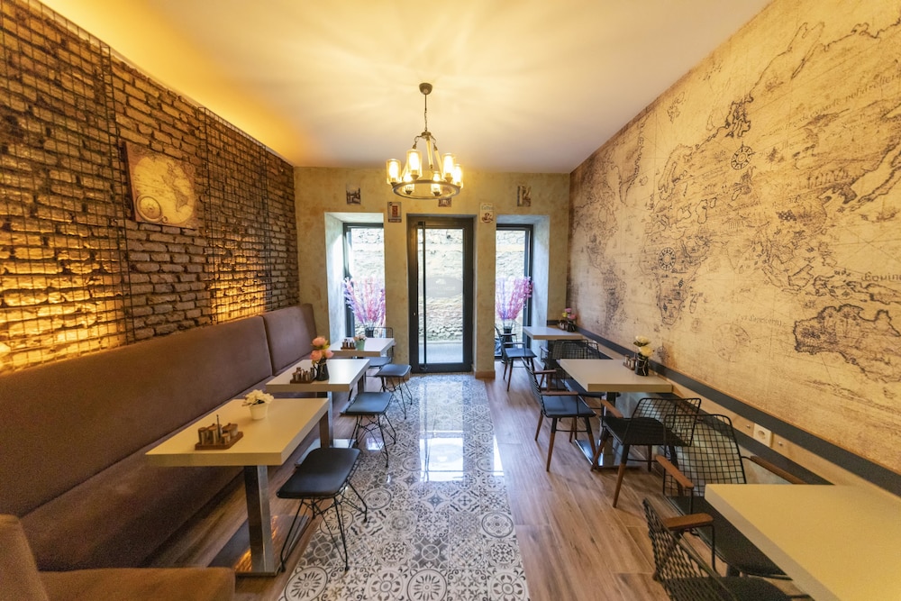 Royal Taksim Süitleri - Image 14