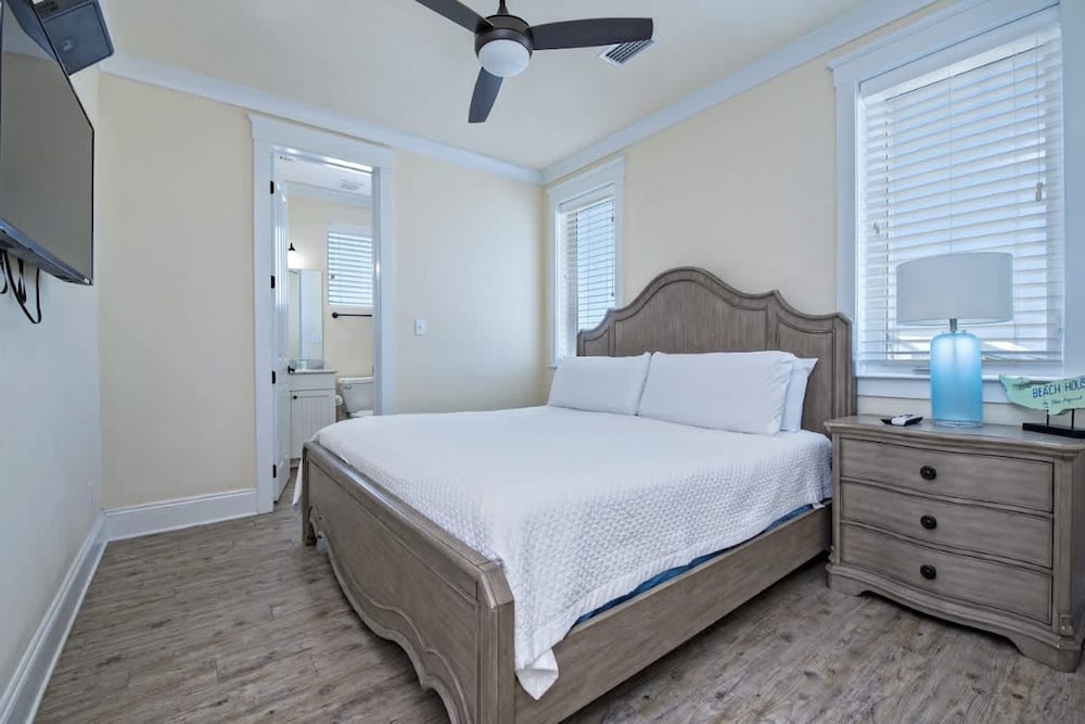 Beachfront 9bed Easybreezy West