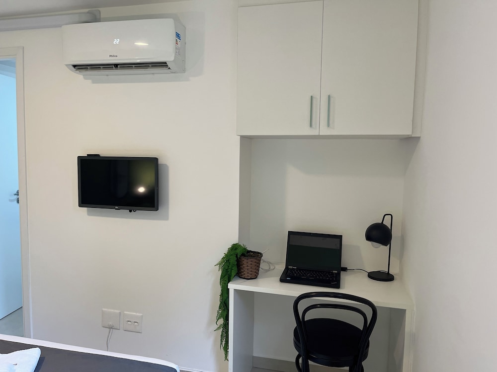 Casa com 2 suítes AC Higienópolis