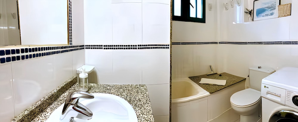 Apartment Florencia With Pool & Wifi in Puerto del Carmen, Lanzarote