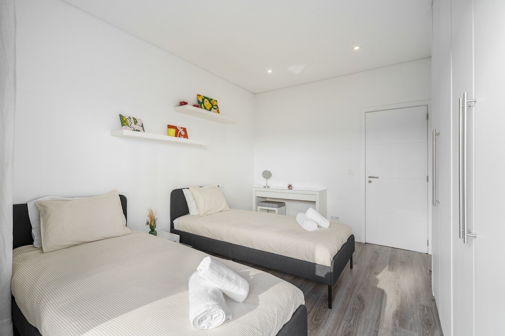 F rum Terrace by Minhos Guest