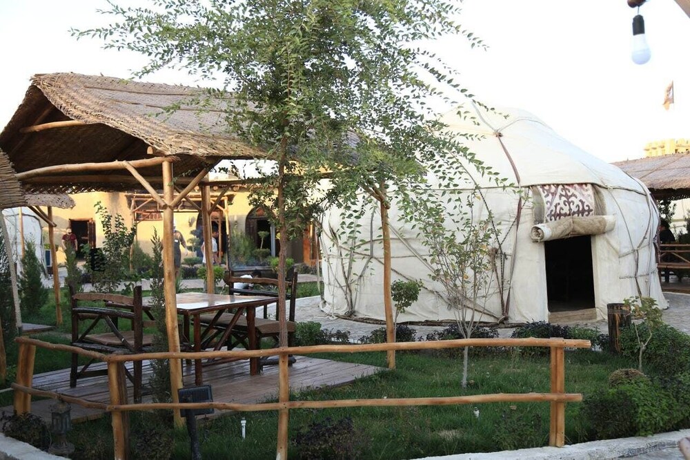 Photo 6