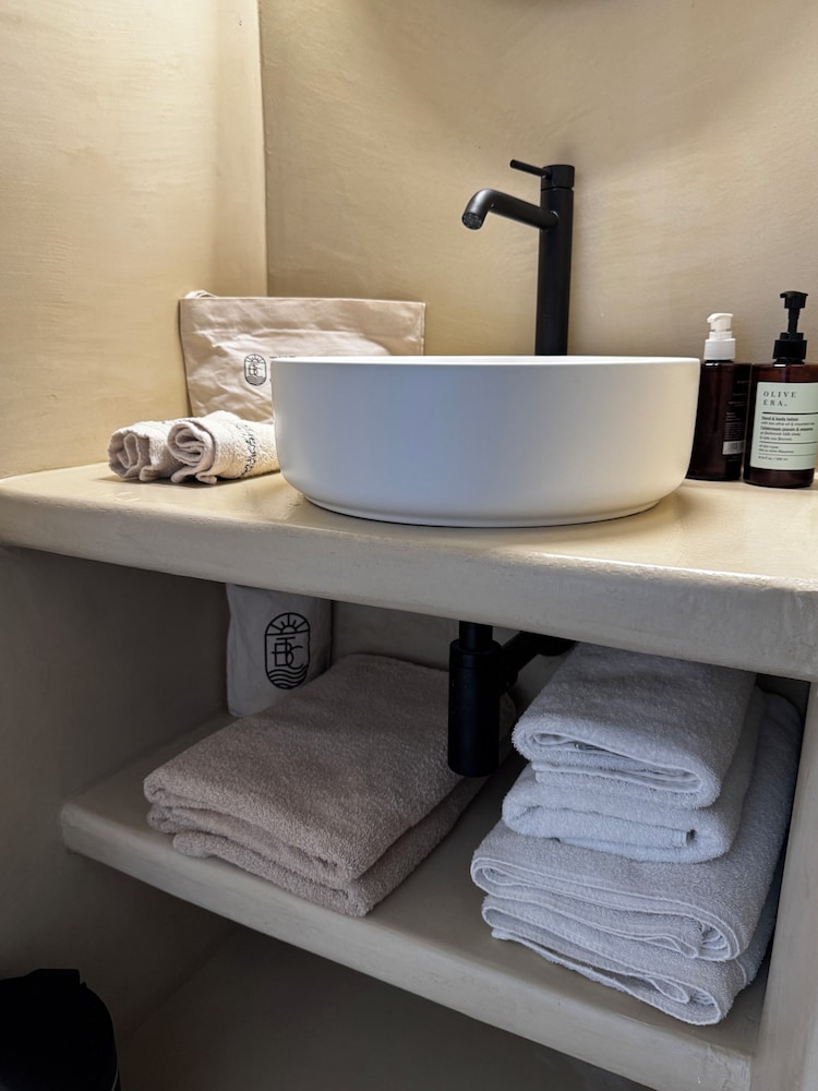 Althea suites