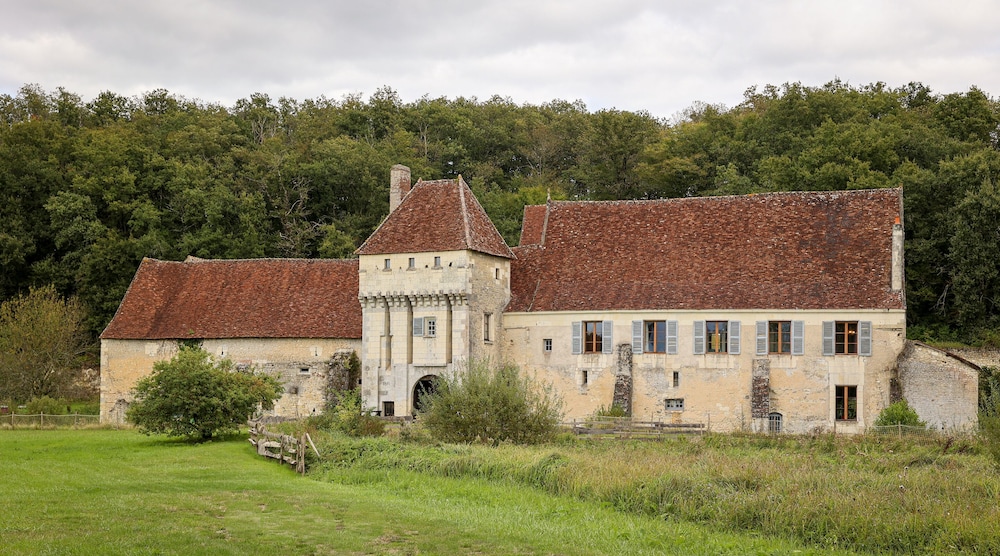 Chateau Monastere de la Corroirie