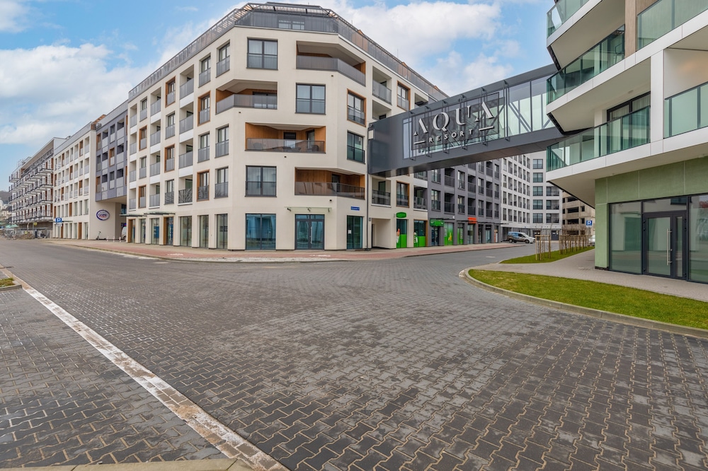Bel Mare Studio by Renters view 2