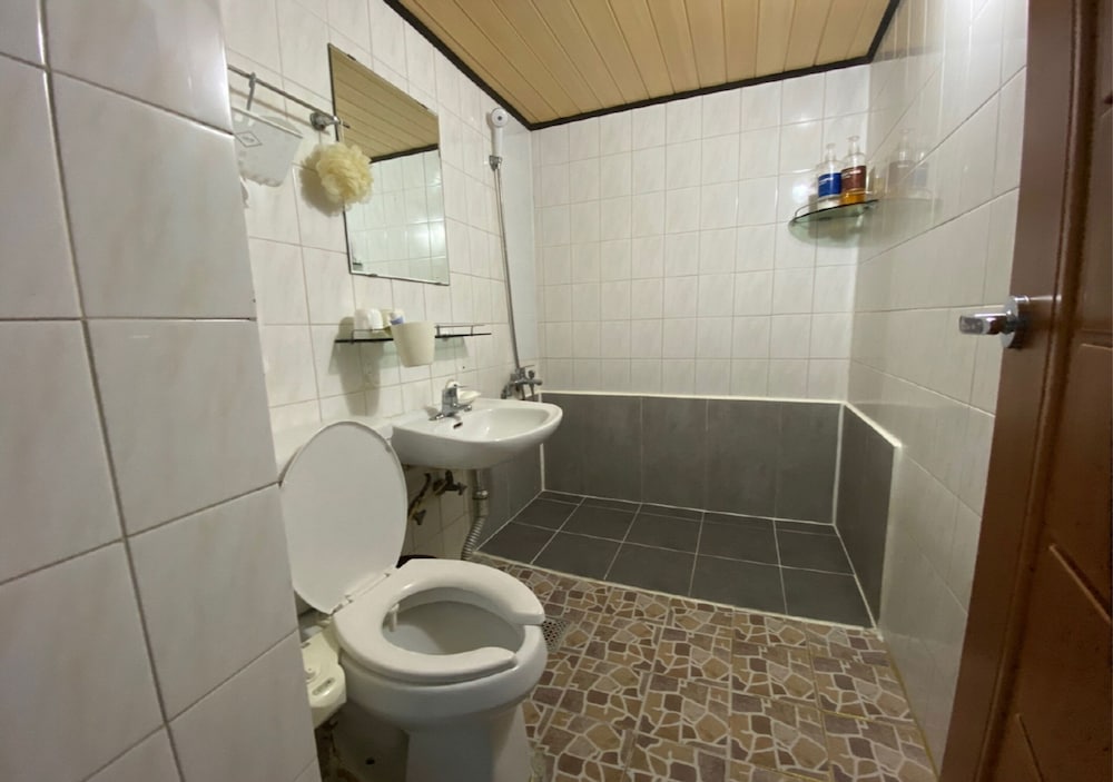 Gudeok Guest House - Hostel