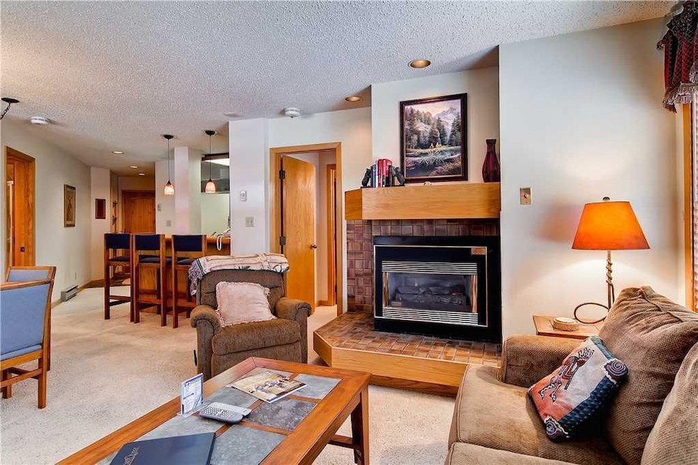 1203 Trappeur's Lodge, Trappeur's Crossing Apartment 2