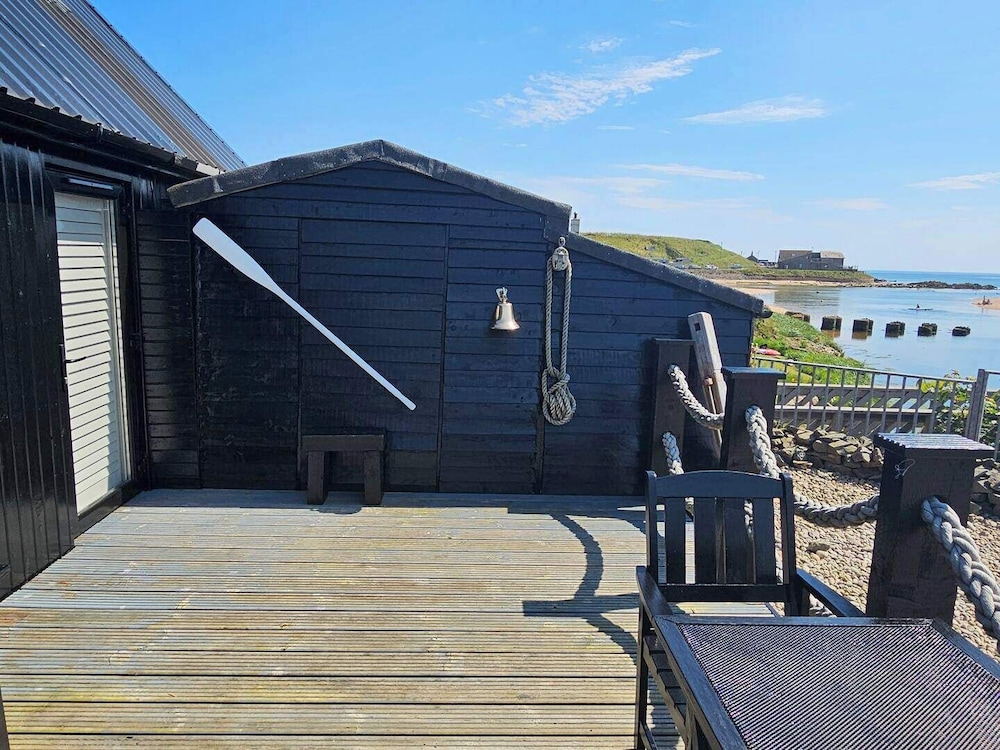 2 Bed Cottage-sleeps 4-harbour & Sea View