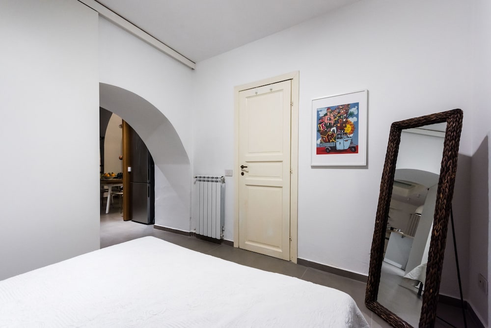 The Apple Duplex by Wonderful Italy