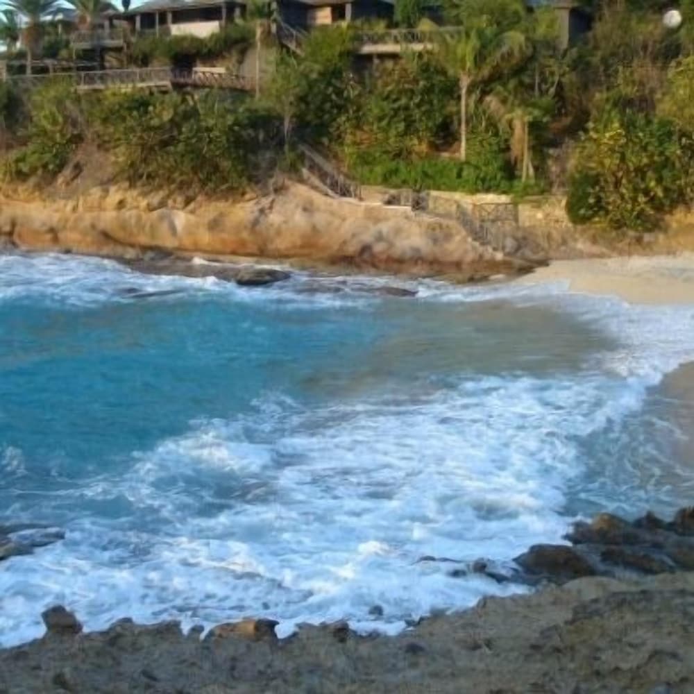 Galley Bay Cottages - Property Image 24