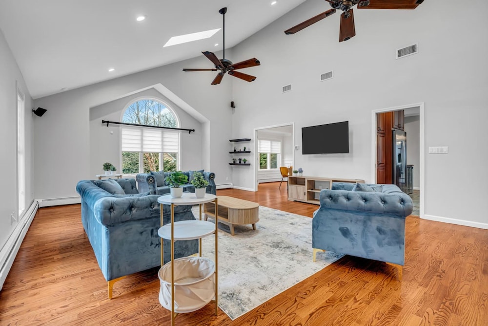 Family Getaway With Fireplace and Patio