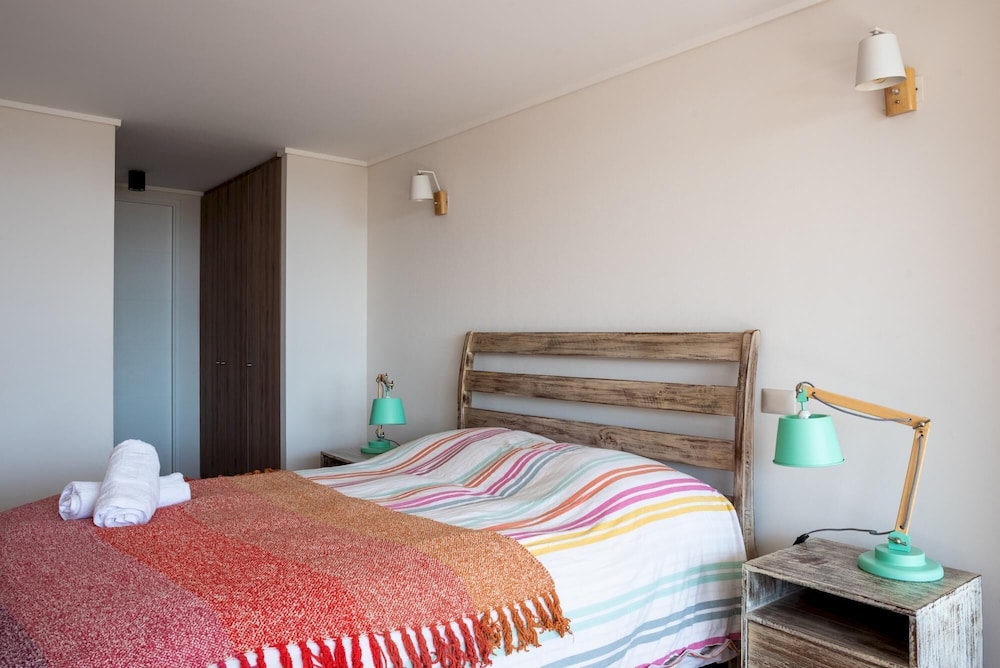 Costa Brava- 1BR With Ocean View Parking and Wifi