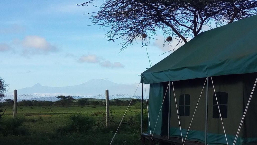 Ambokili Lodge view 4