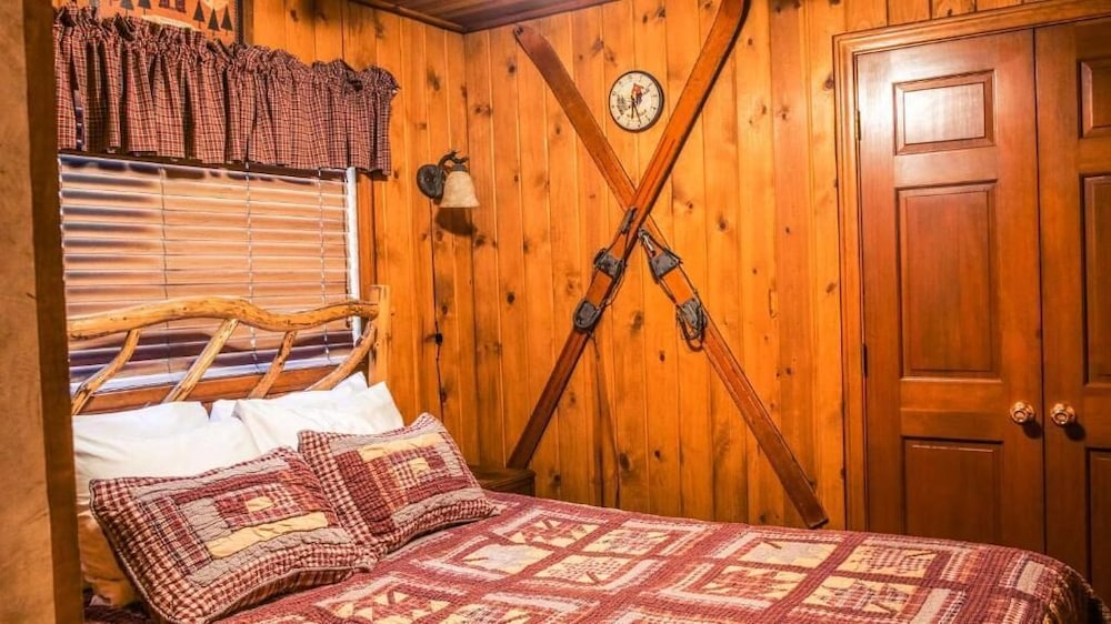 Eagle's Nest Lodge