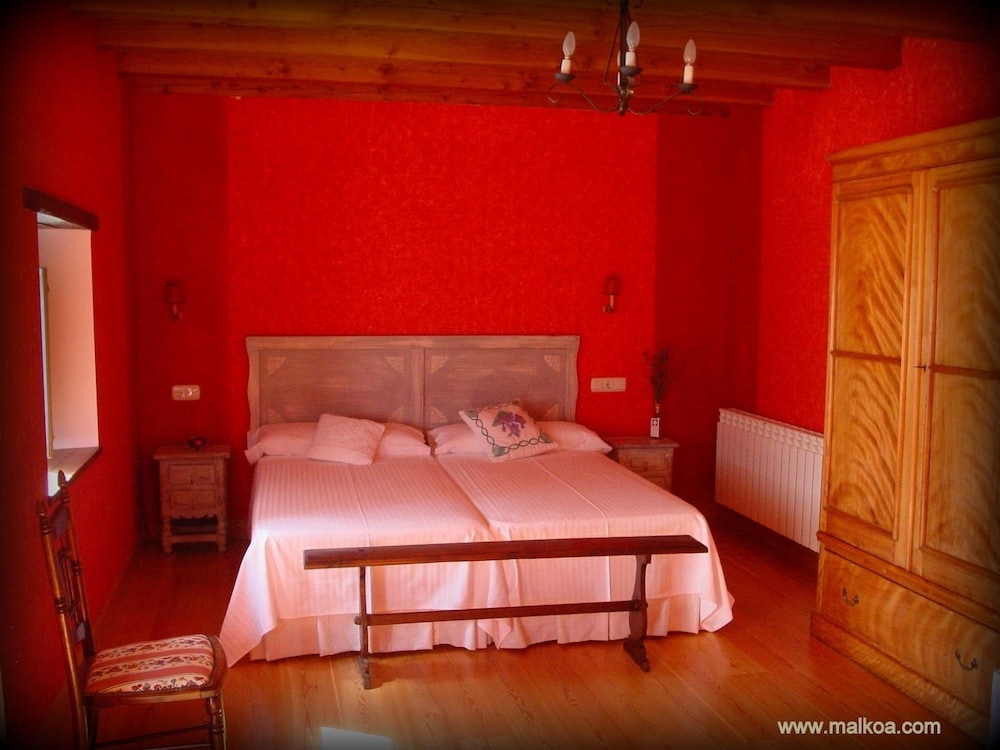 Casa Rural Malkoa view 3