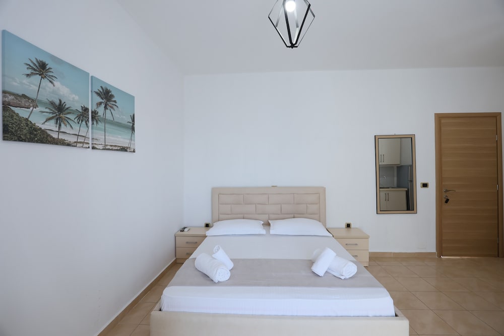 Michelle Apartments