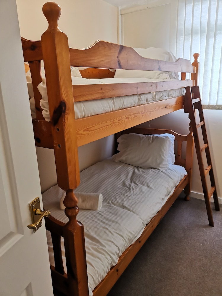 South Shields Vacations - Shielded Serenity King Suite - Property Image 3