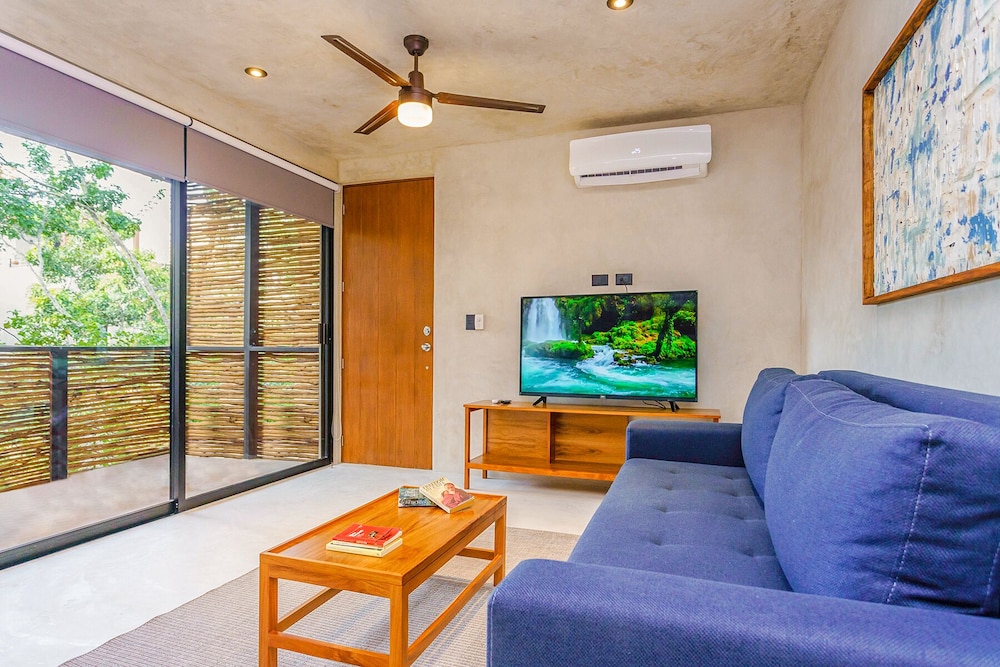 Eco-sustainable Luxury Between Beach Hotspots & Tulum Town by Stella Rentals