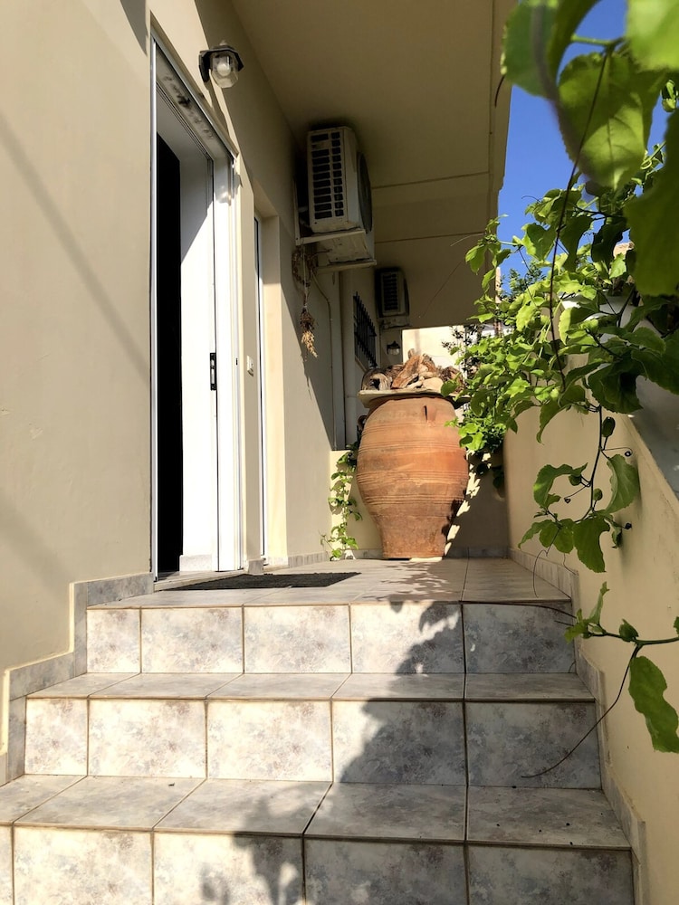 Rosy s House With all Amenities Near Chania