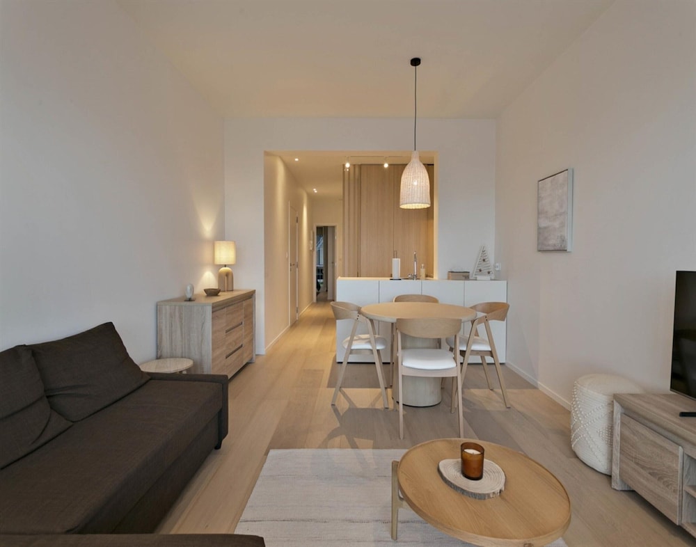 Flat in Blankenberge Near Belgium Pier