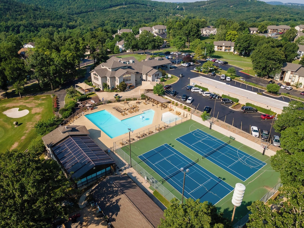 Branson Blessing Condo for 8!
