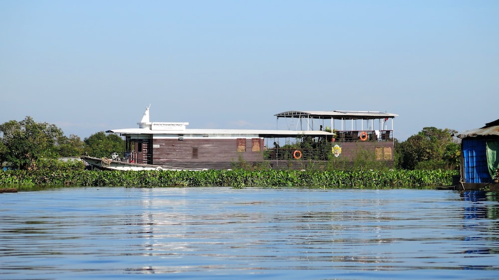 Shakawe Sands Lodge