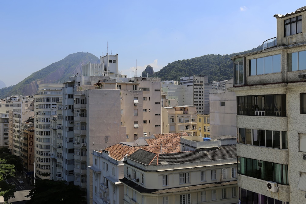 Rio Rentals 021 - C070 - Studio de luxo na quadra da praia de Copacabana