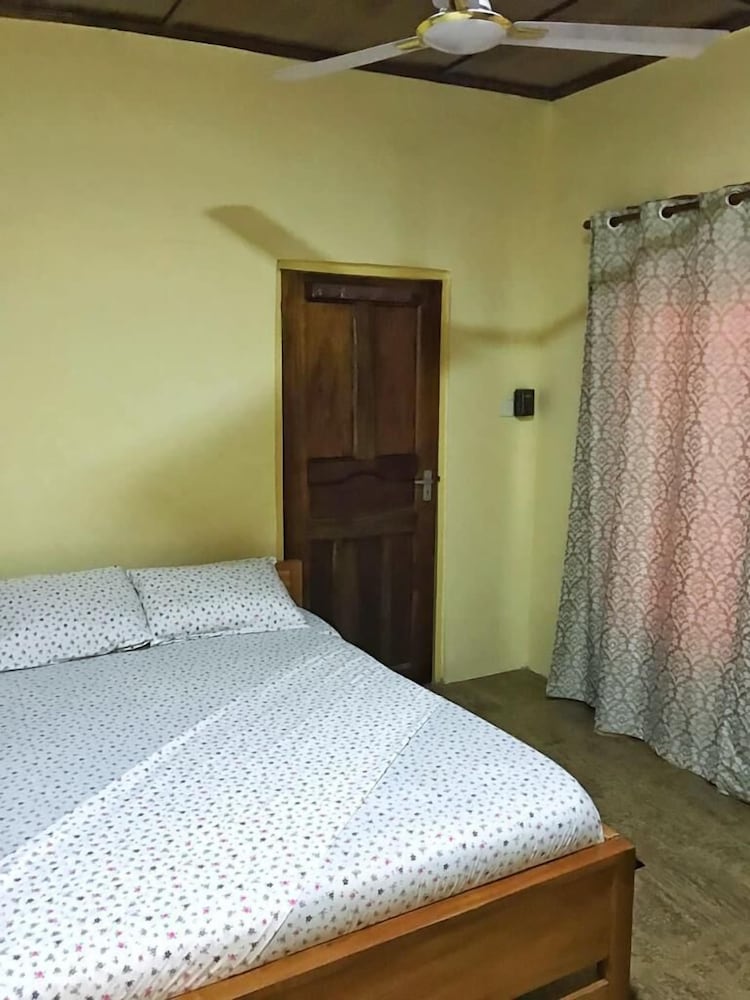 Twitter Paradise Guest House view 4
