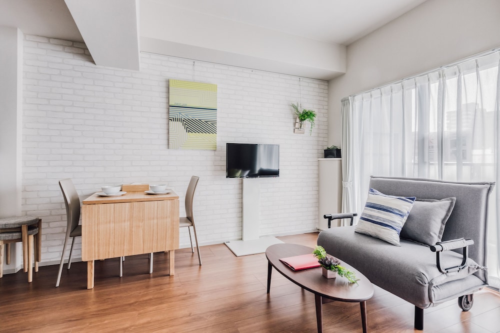 BON Condominium Umeda