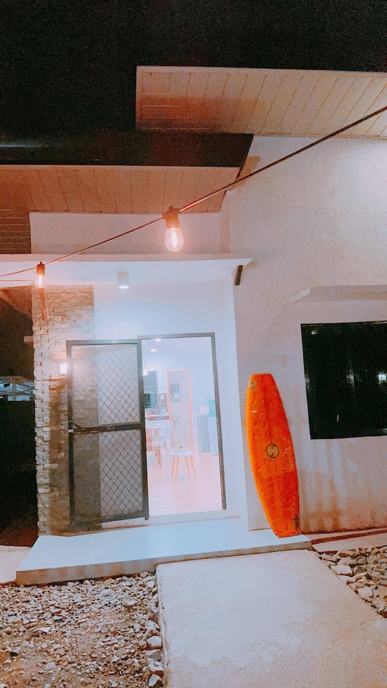 Family Island House in Casa Verde Mati City