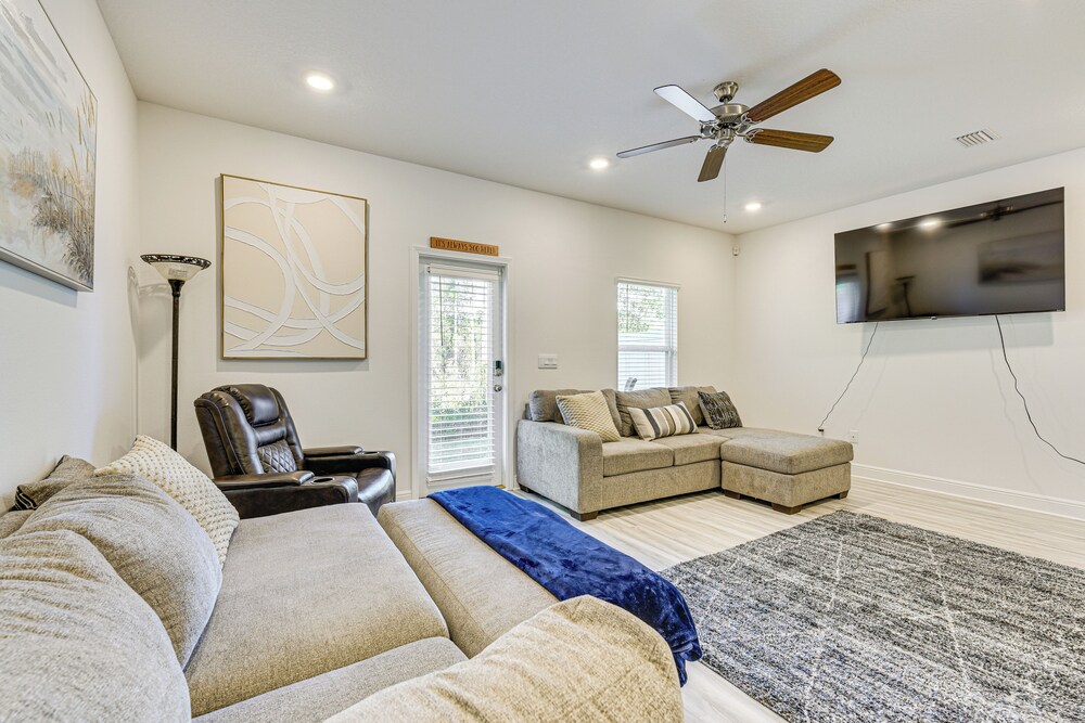4 Mi to Santa Rosa Golf & Beach Club: Modern Home