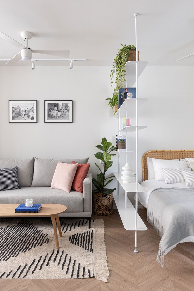 Cozy Sanctuary with a Modern Twist by Sea N Rent view 5