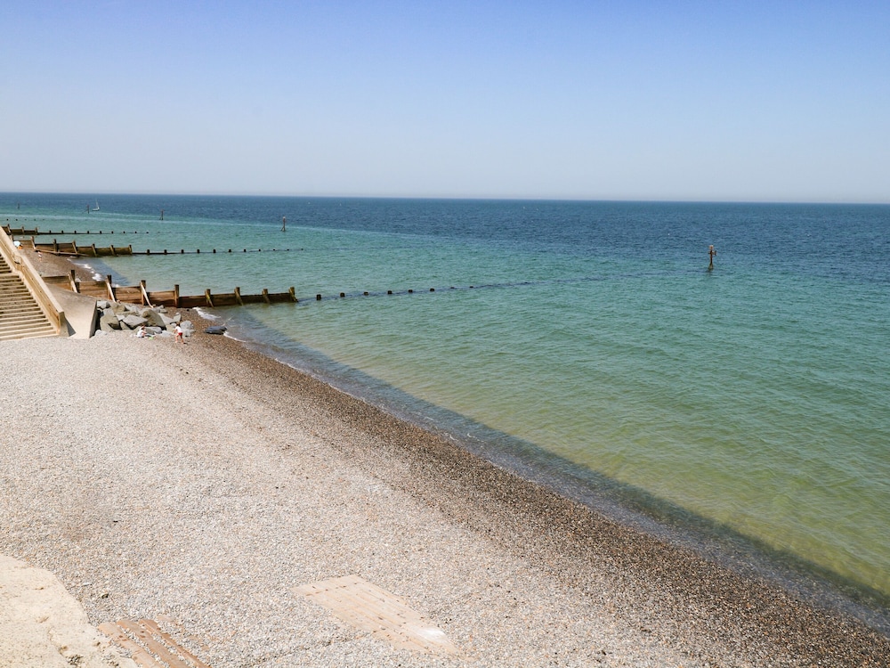 Captain's Cottage view 3