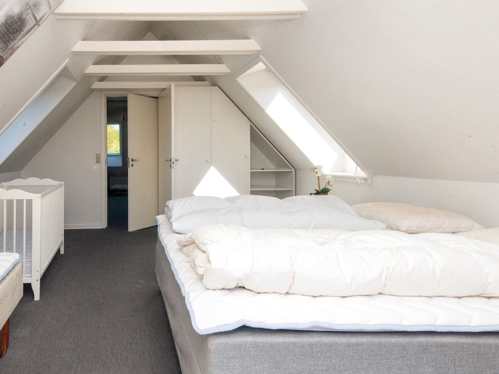 10 Person Holiday Home in Ebeltoft view 3