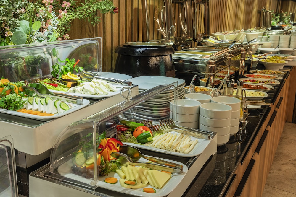 Ayramin Deluxe Hotel - Image 27