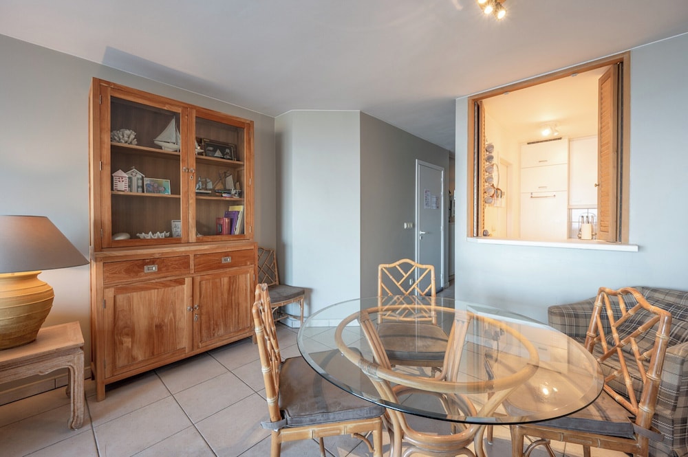 Apartment in Knokke-heist With Sea Views