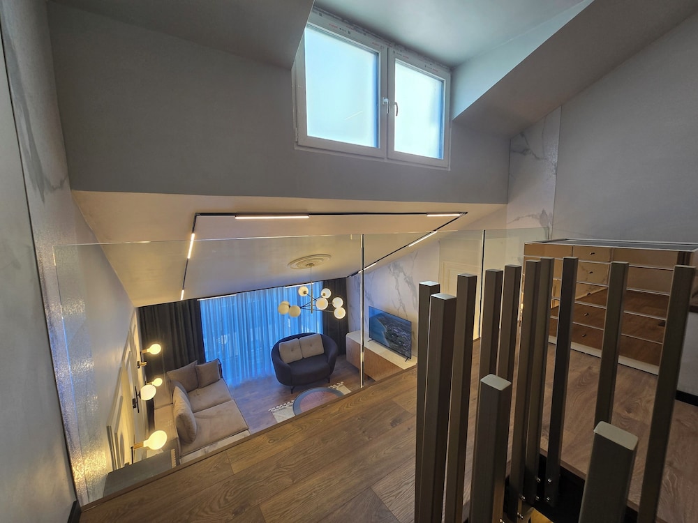 Apartments Lura