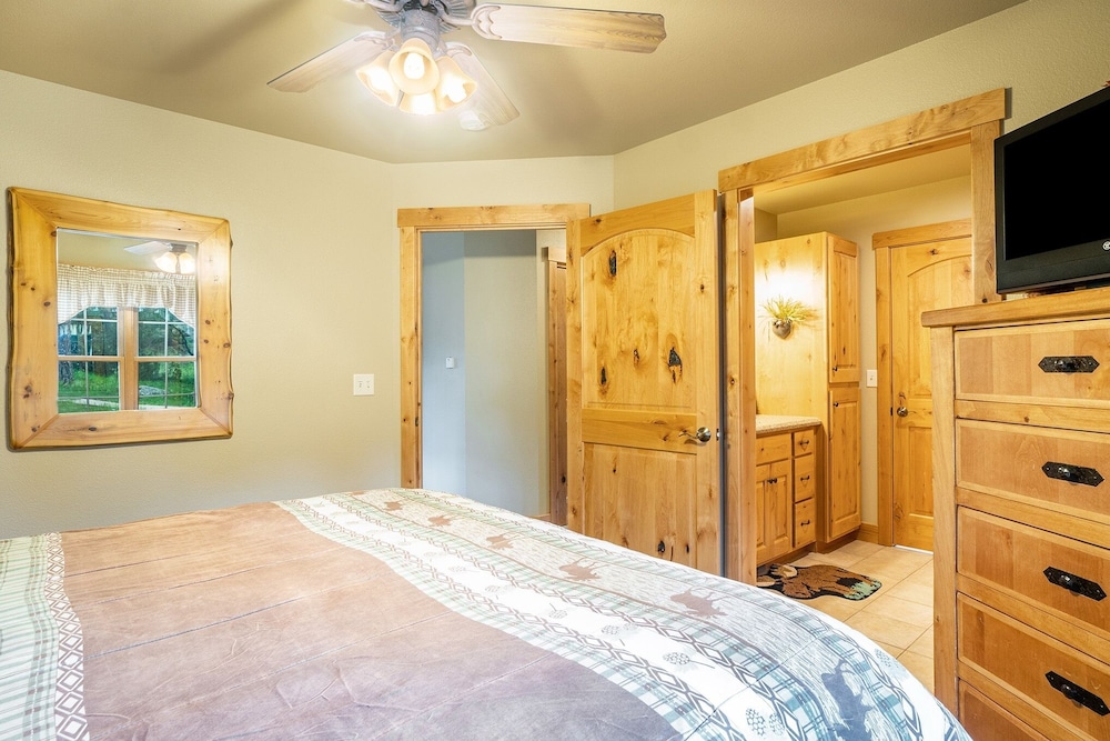 Solitude Condos - Estes Park CO