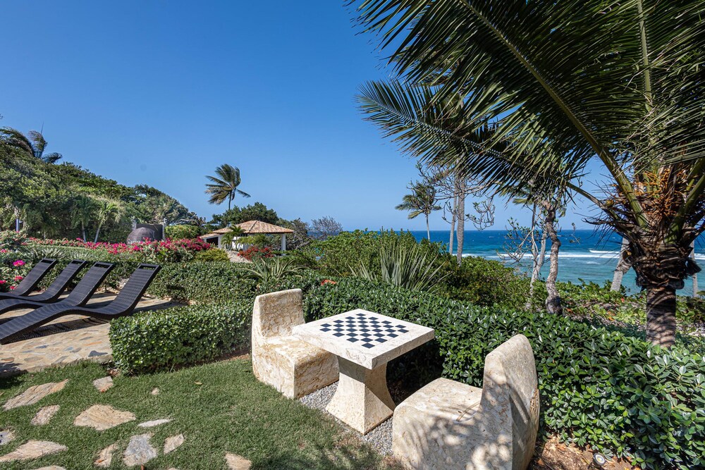 Villa Tres Amarras The Pinnacle of Exclusivity